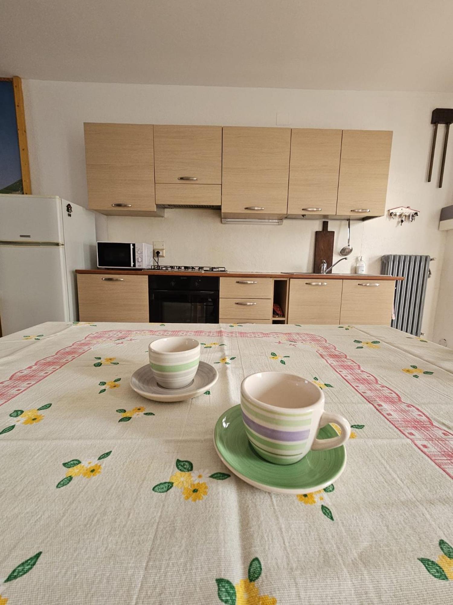 Casa Dell'Alpino Villa Caprino Veronese Luaran gambar